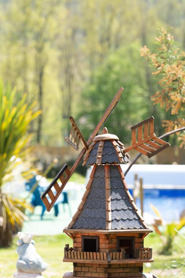 Domaine Mon Doux Reve Panzió Terrasson Kültér fotó